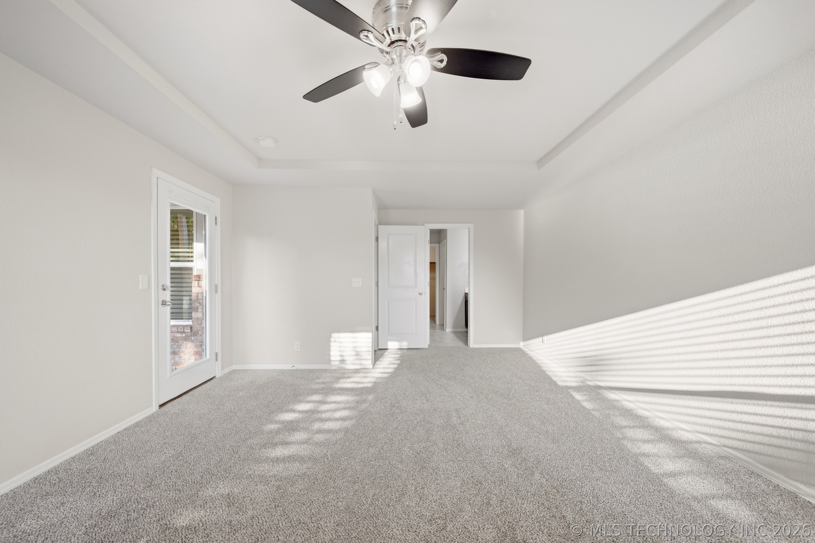 7325 S Joshua Avenue Property Photo 20