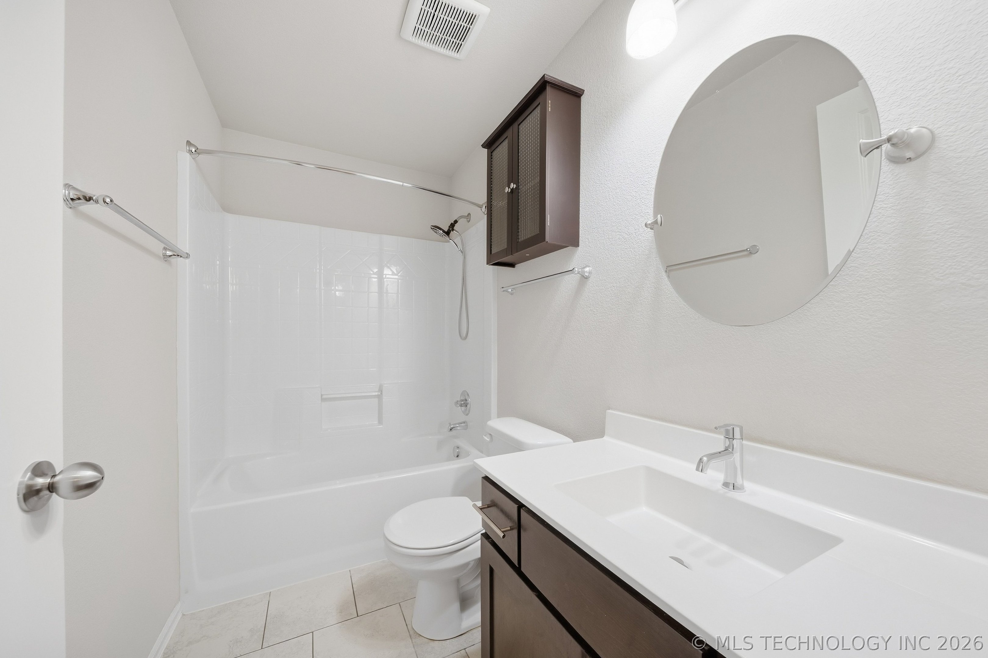 7325 S Joshua Avenue Property Photo 28