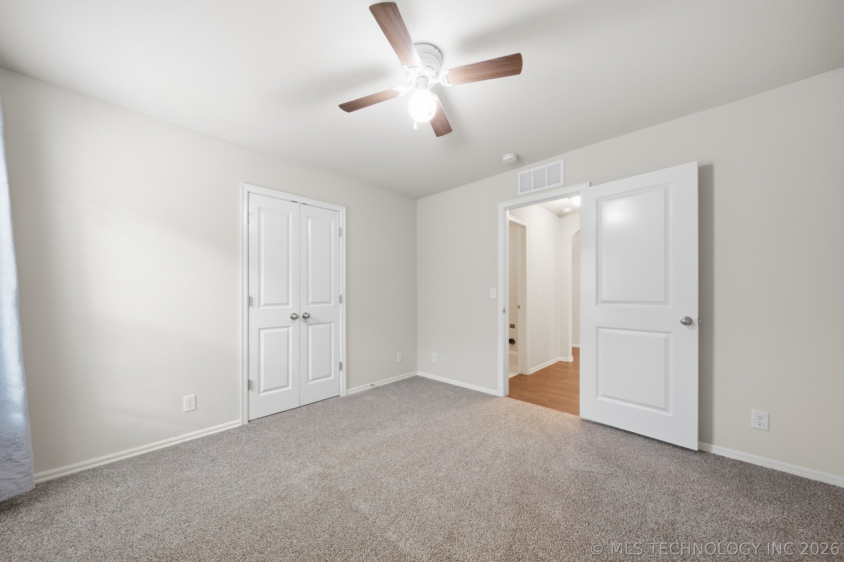 7325 S Joshua Avenue Property Photo 30