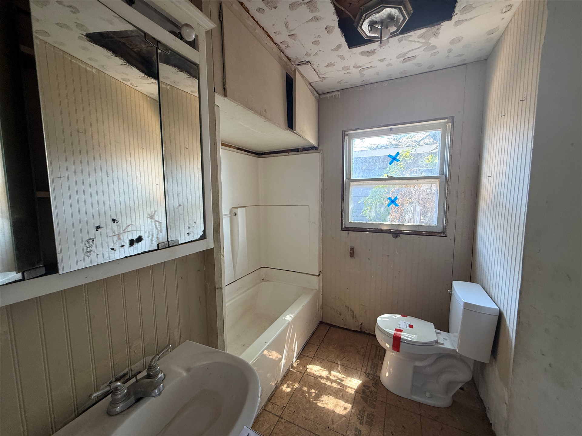 447 Ne Elmhurst Property Photo 15