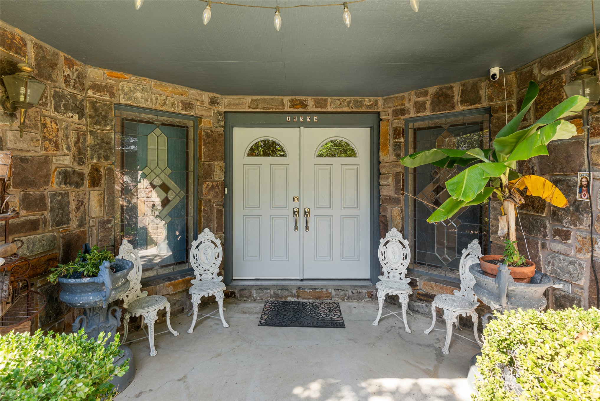 15594 Overlook Drive Property Photo 8