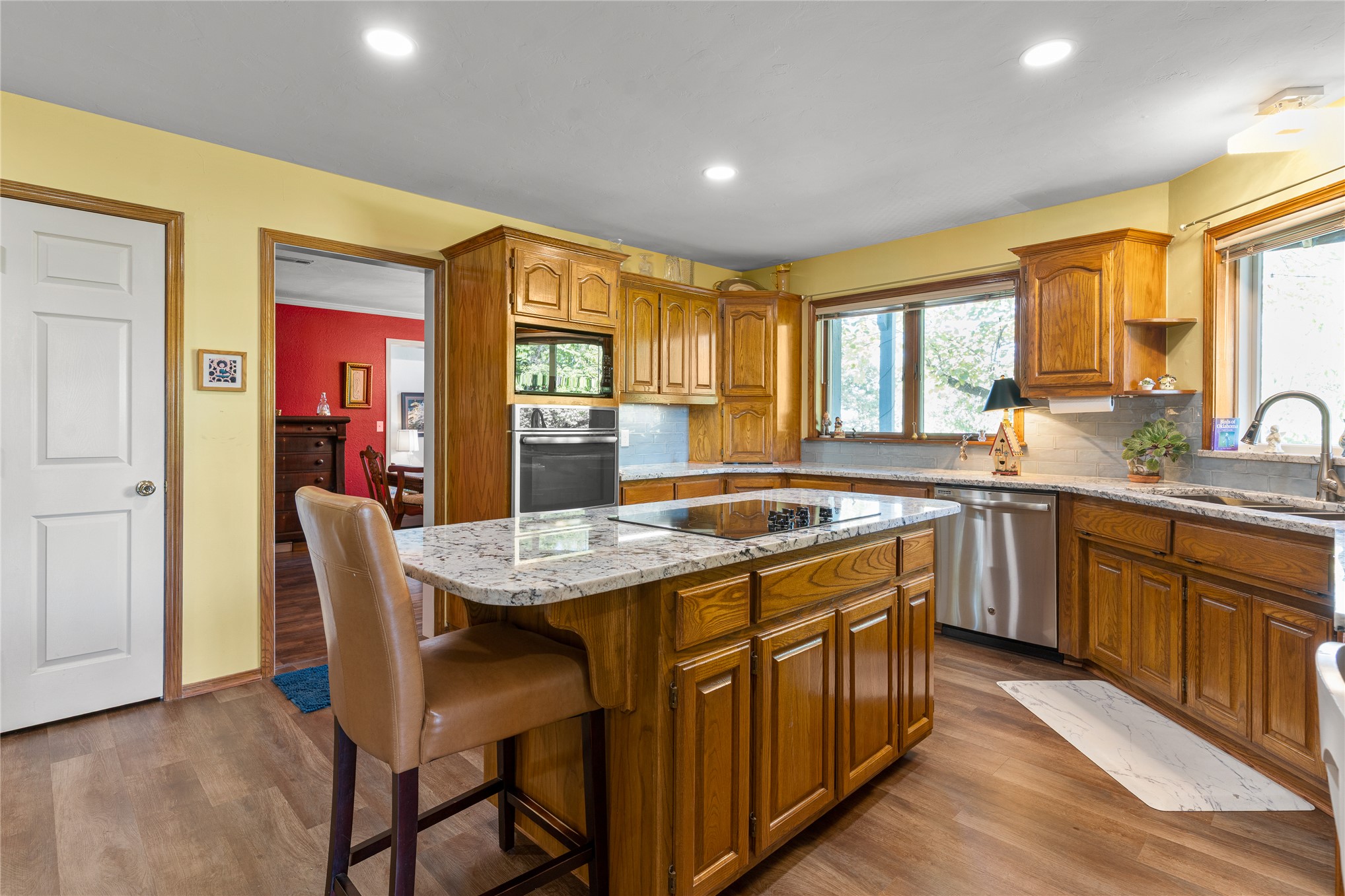 15594 Overlook Drive Property Photo 29