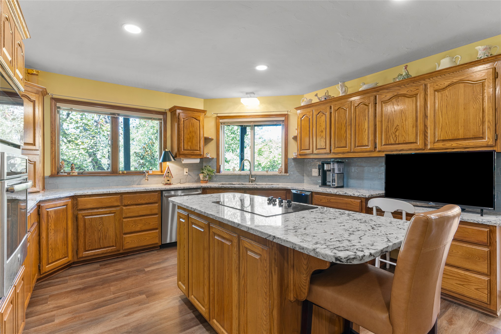 15594 Overlook Drive Property Photo 30