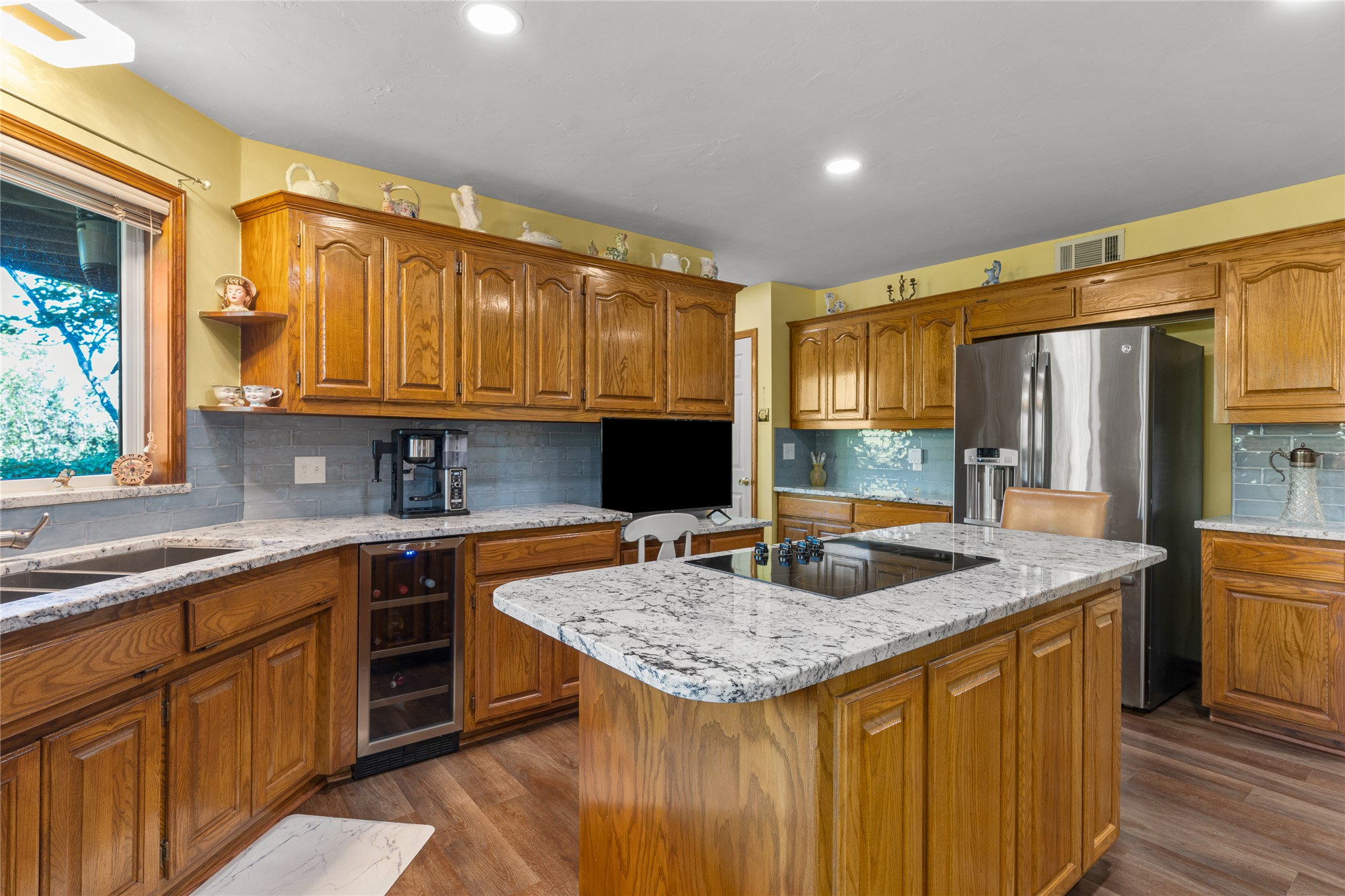 15594 Overlook Drive Property Photo 31