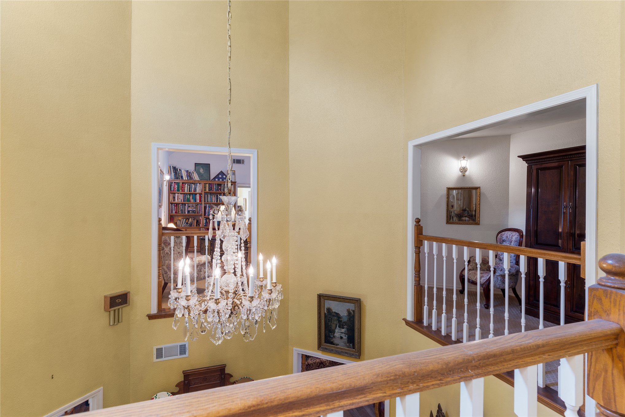 15594 Overlook Drive Property Photo 34