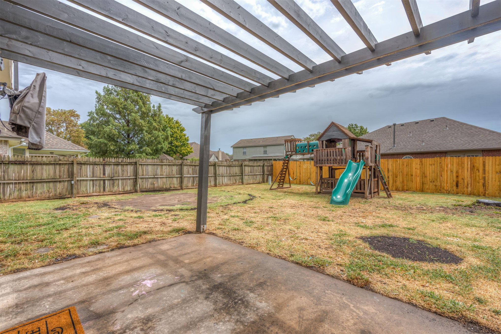 12306 E 81st Street N Property Photo 31
