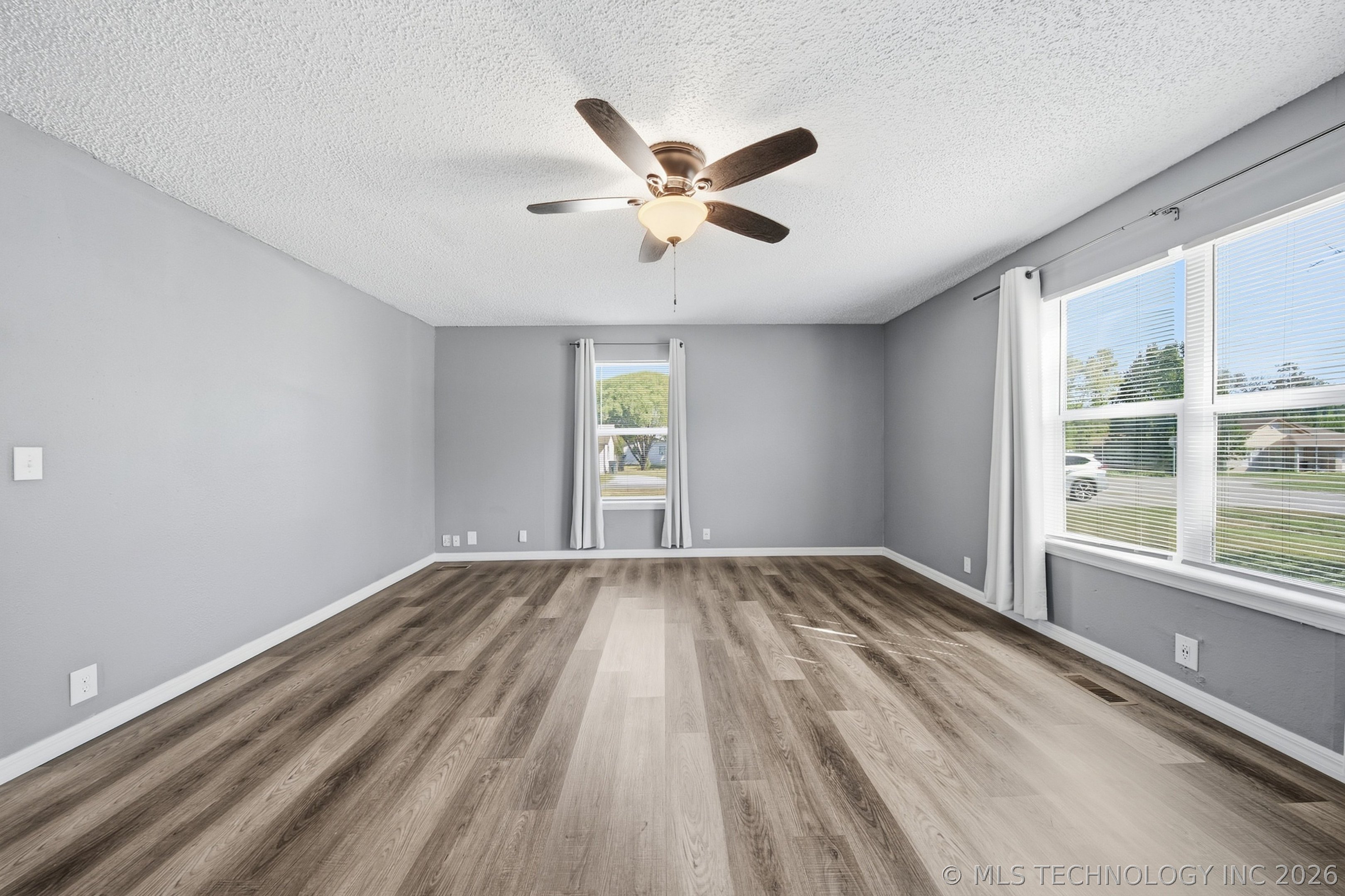 214 N Hughes Street Property Photo 9