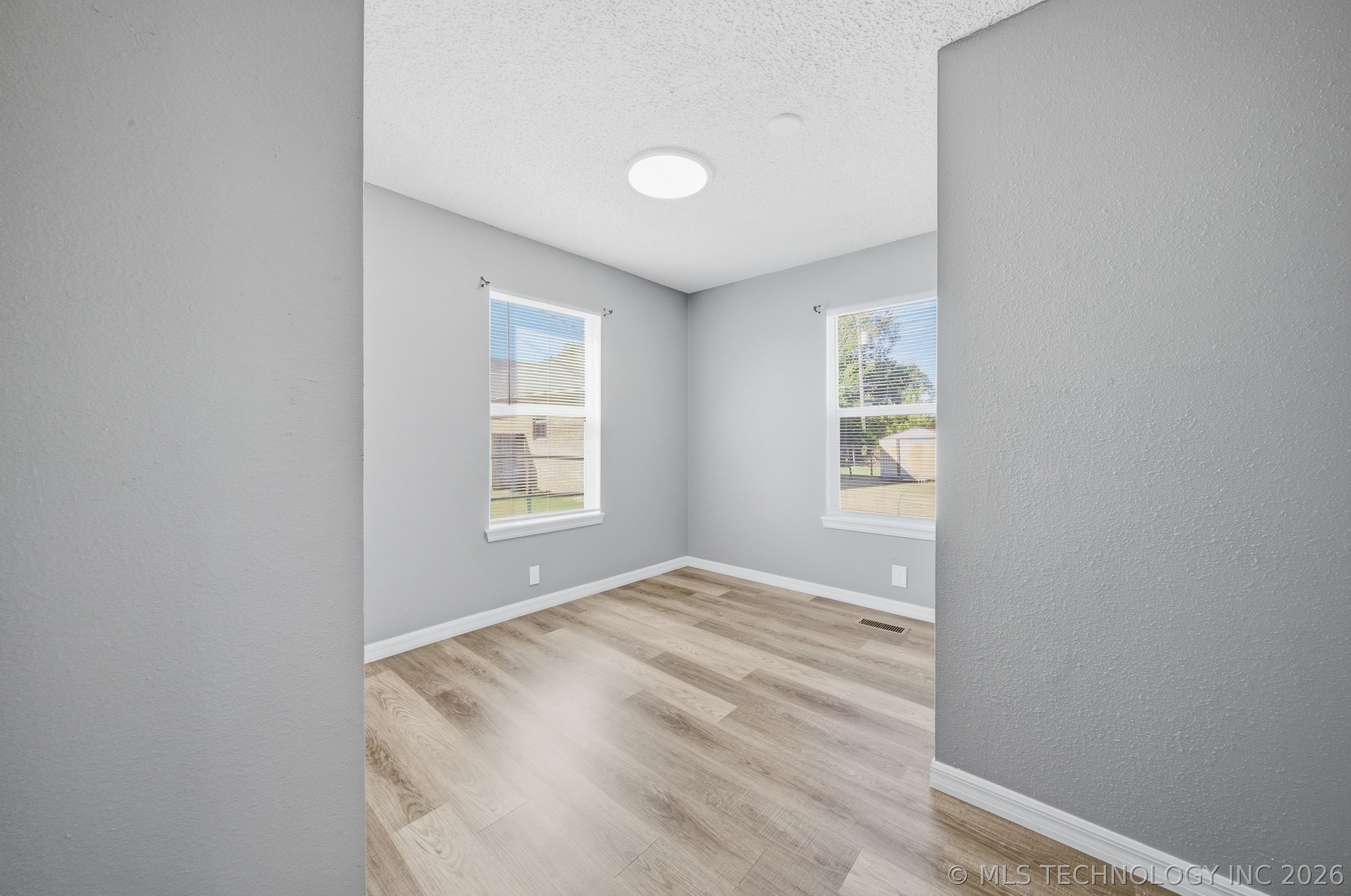 214 N Hughes Street Property Photo 19