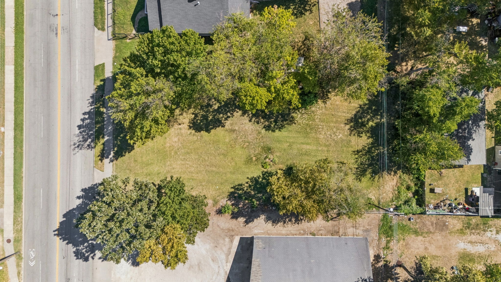 2122 E Pine Street Property Photo 6