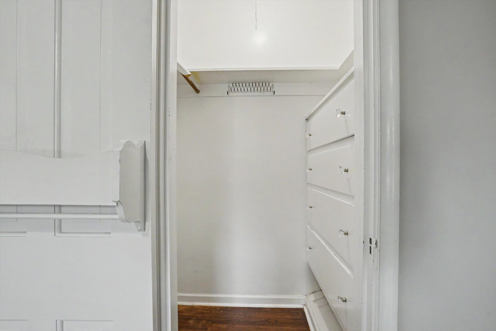 2121 S Louisville Avenue Property Photo 24