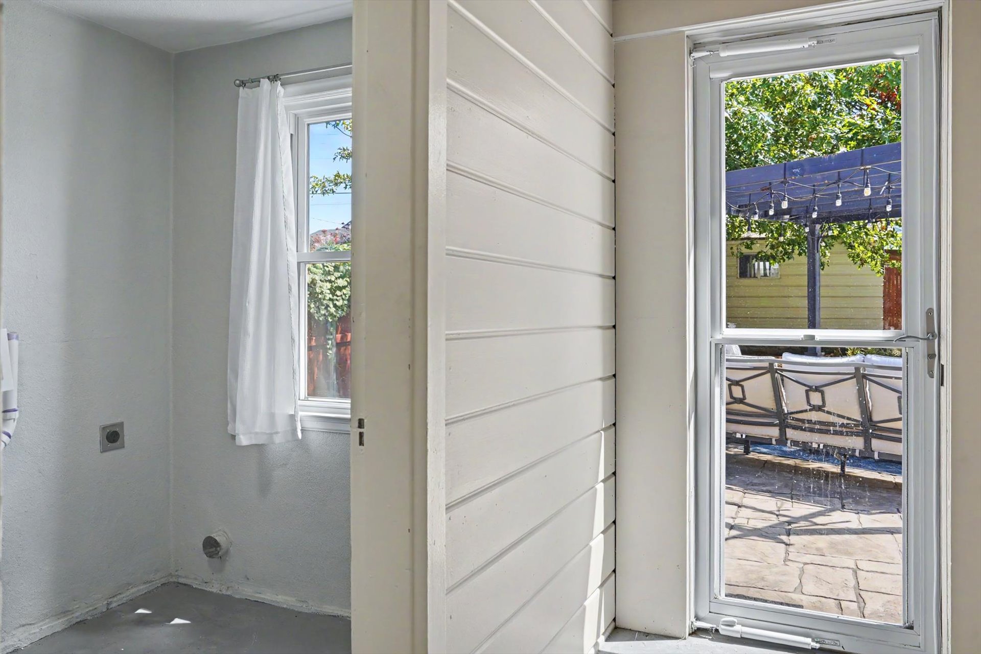 2121 S Louisville Avenue Property Photo 33