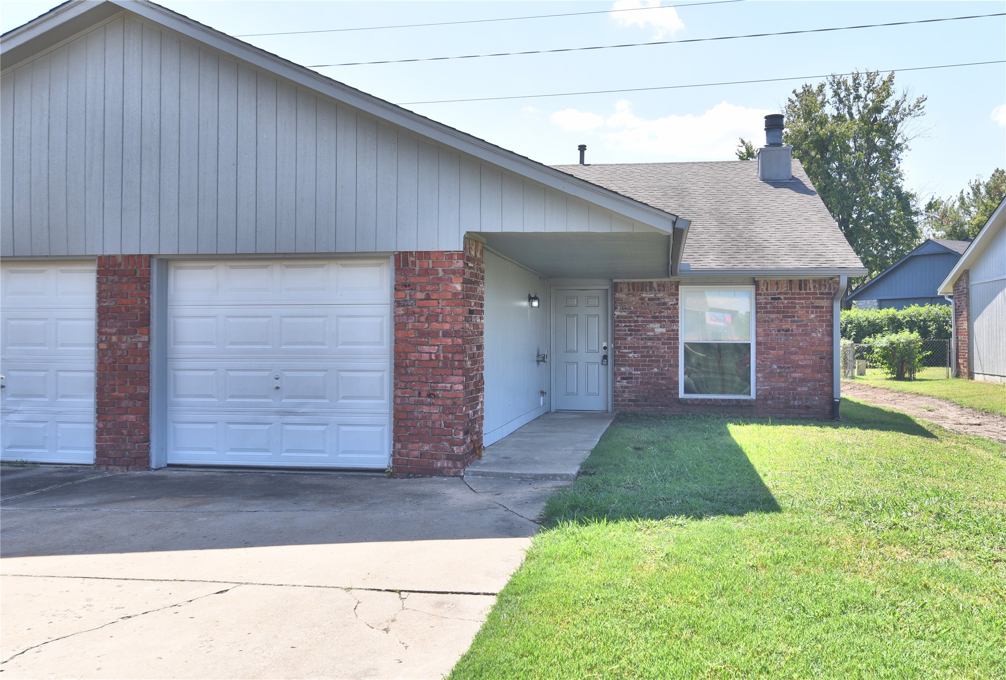 517 W Quantico Street Property Photo 1