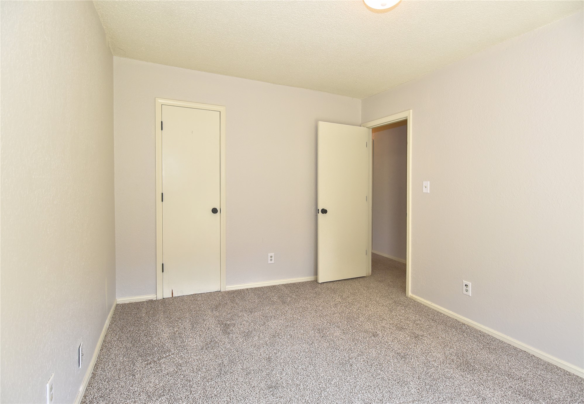 517 W Quantico Street Property Photo 14