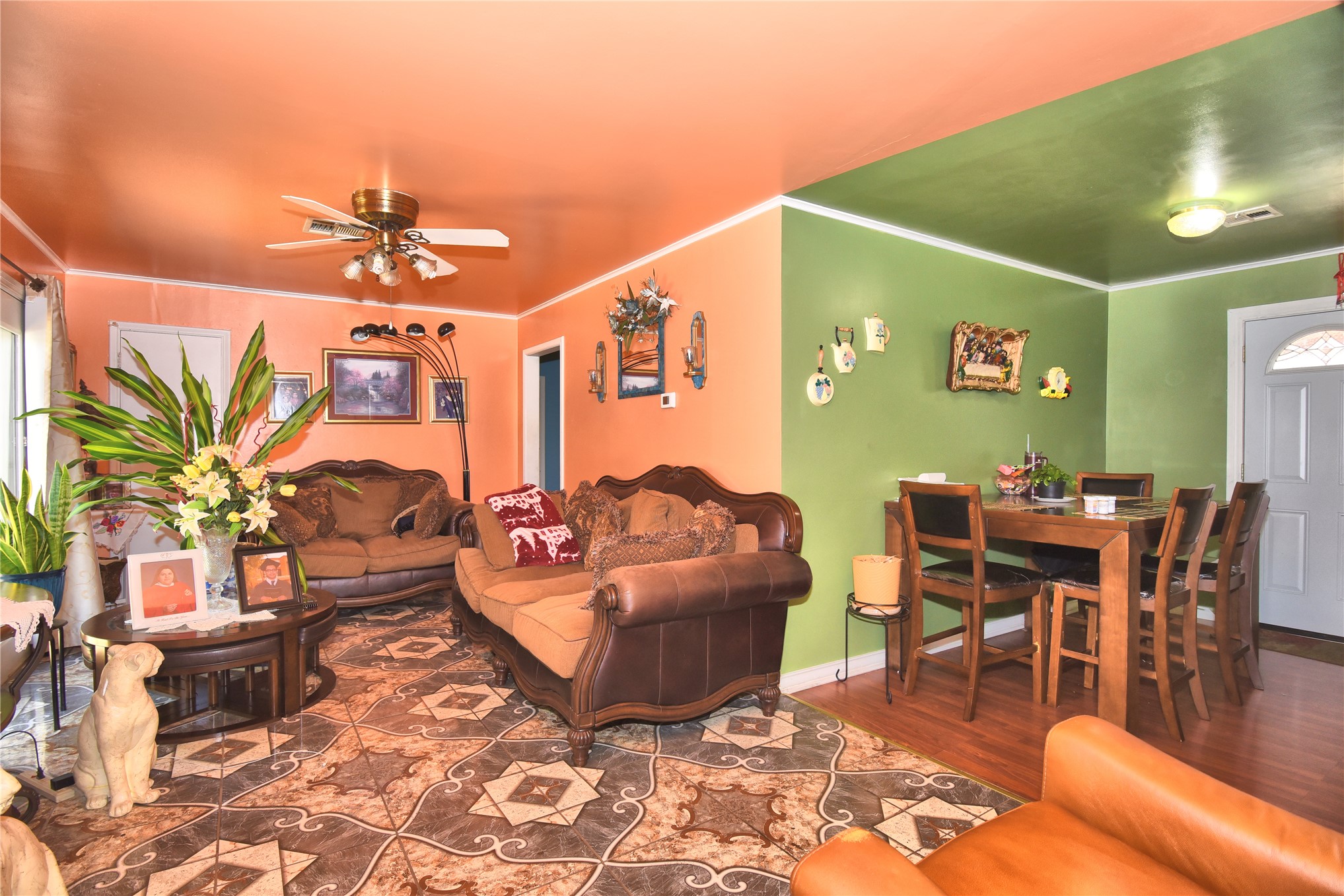 5906 E King Street Property Photo 5