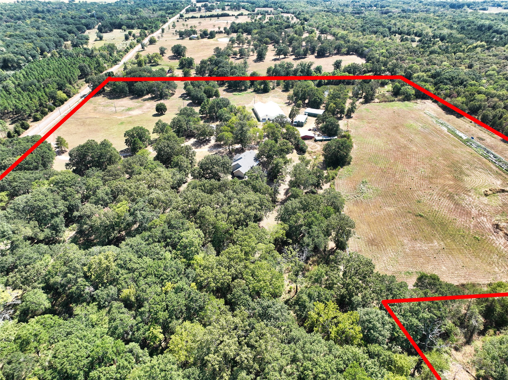 1235 Cade Highway Property Photo 13