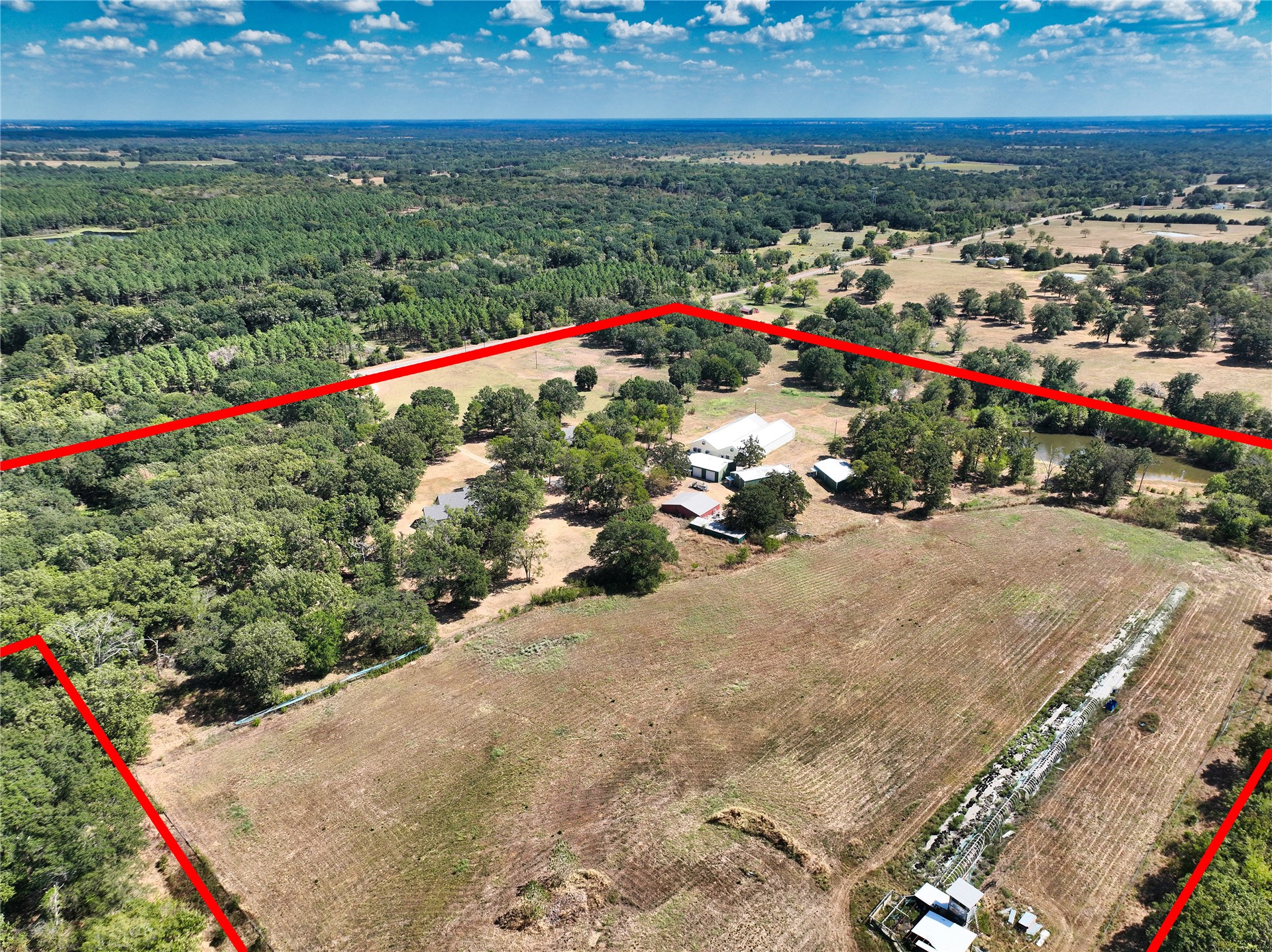 1235 Cade Highway Property Photo 14