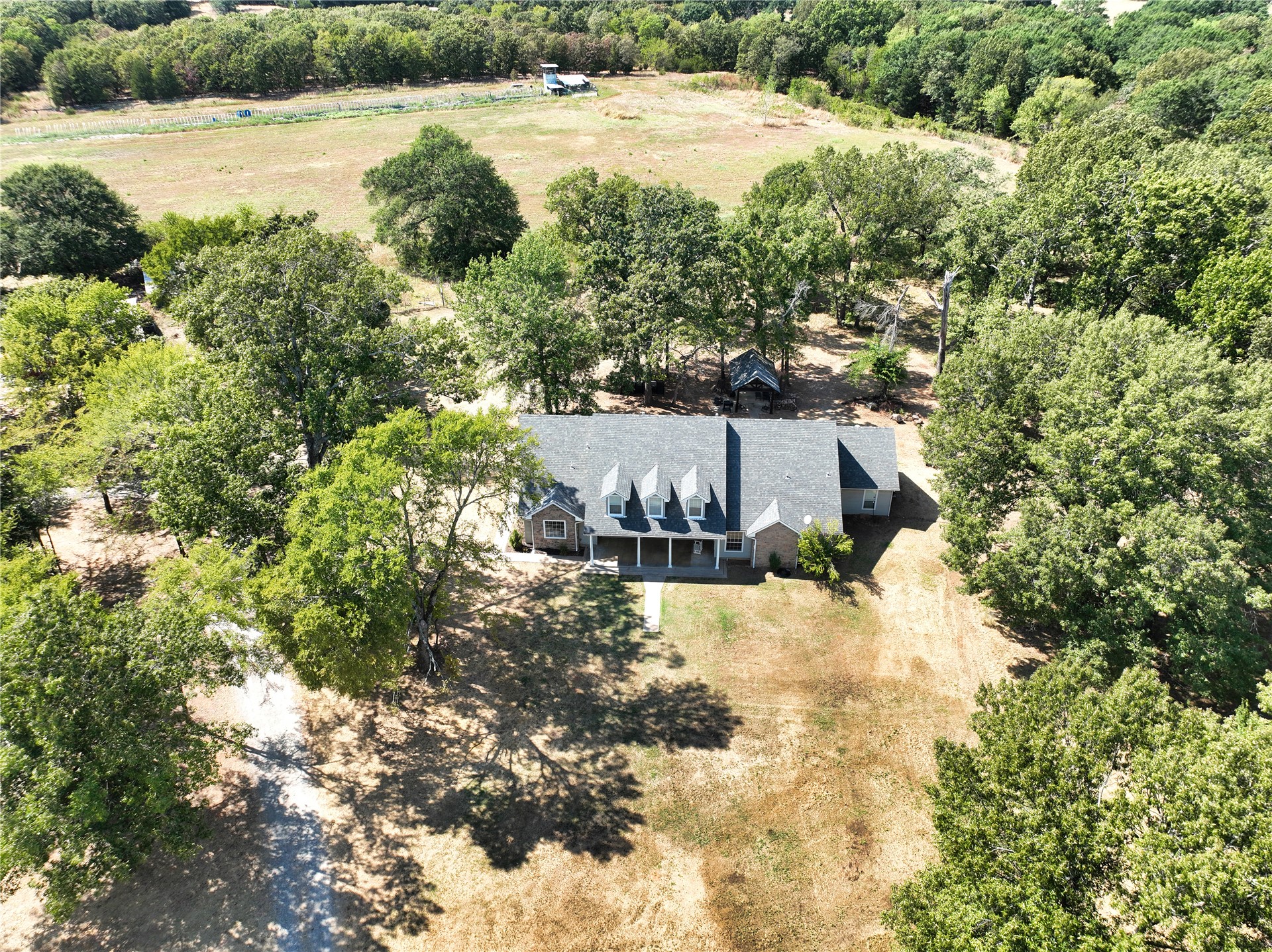 1235 Cade Highway Property Photo 19