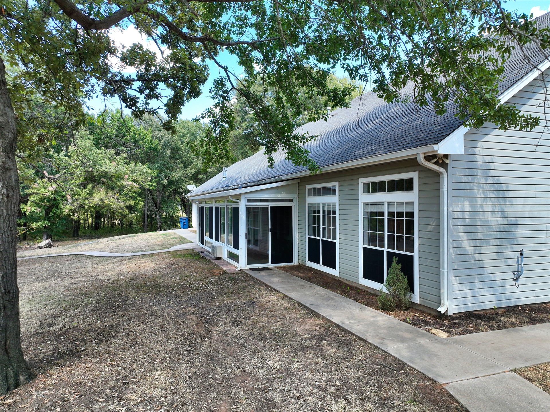 1235 Cade Highway Property Photo 41