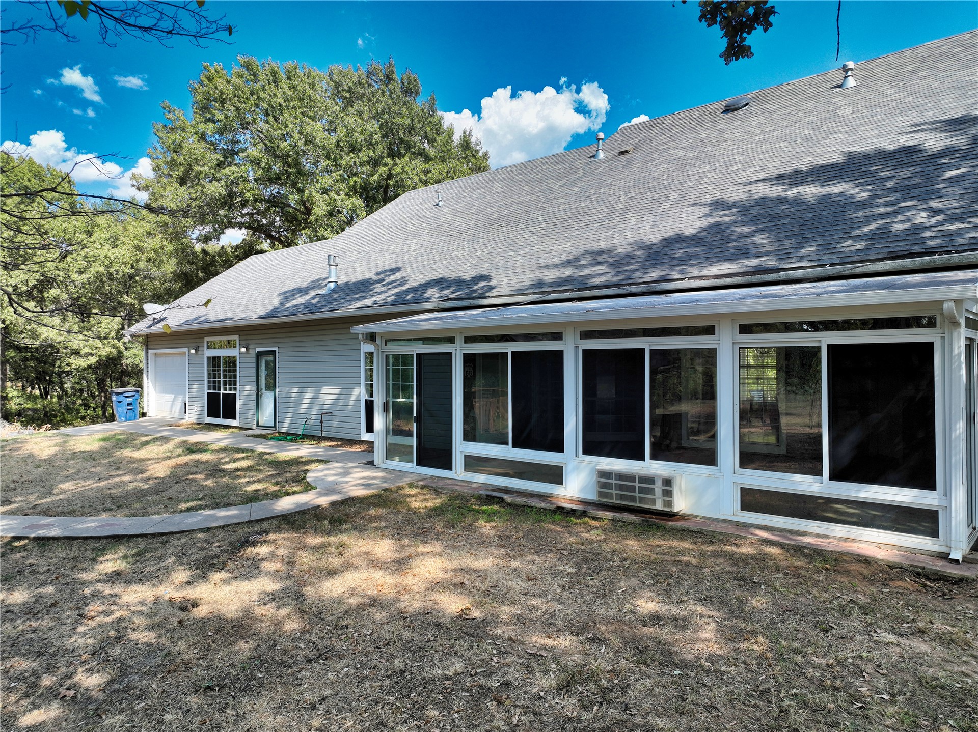 1235 Cade Highway Property Photo 42