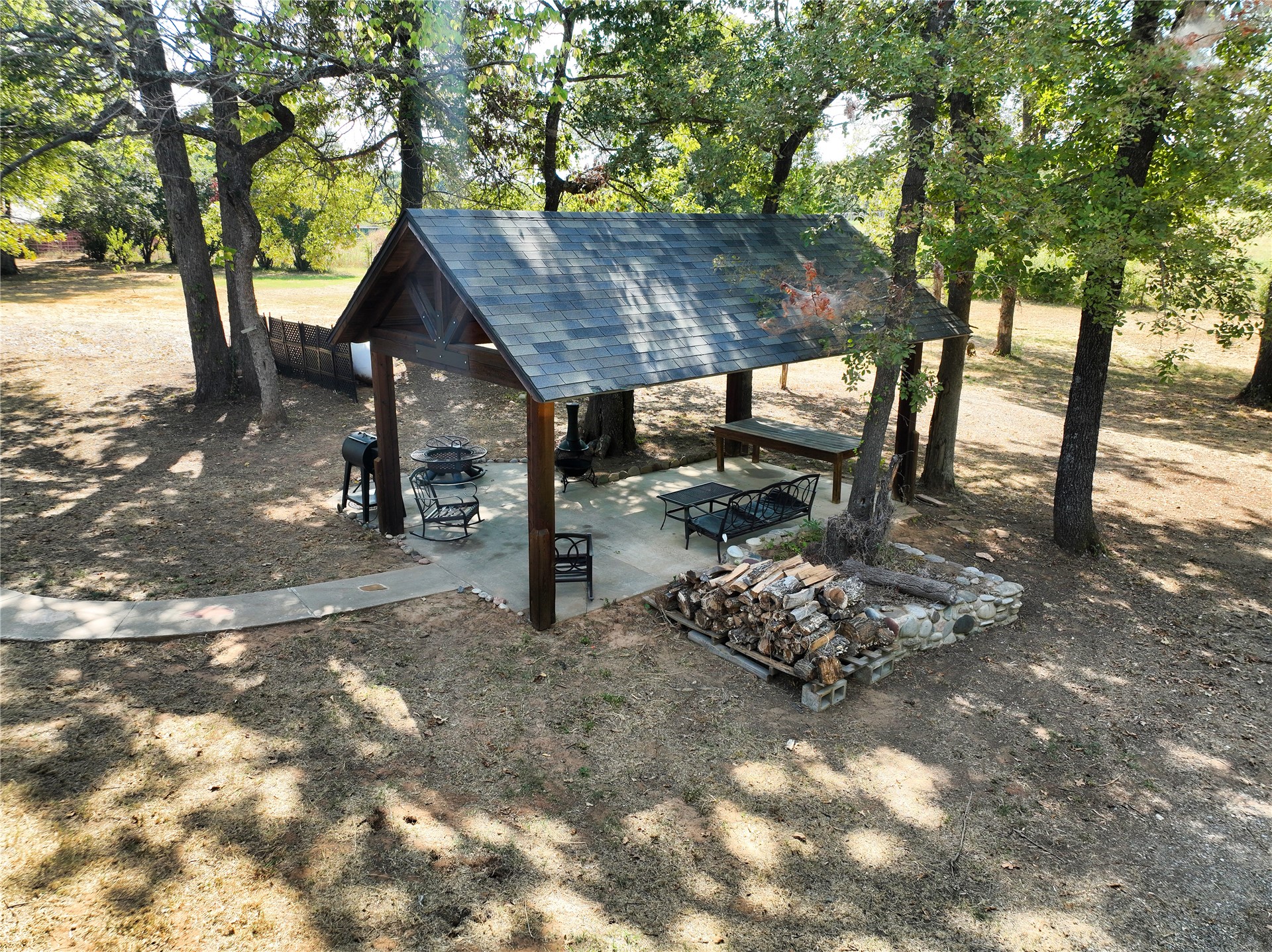 1235 Cade Highway Property Photo 48
