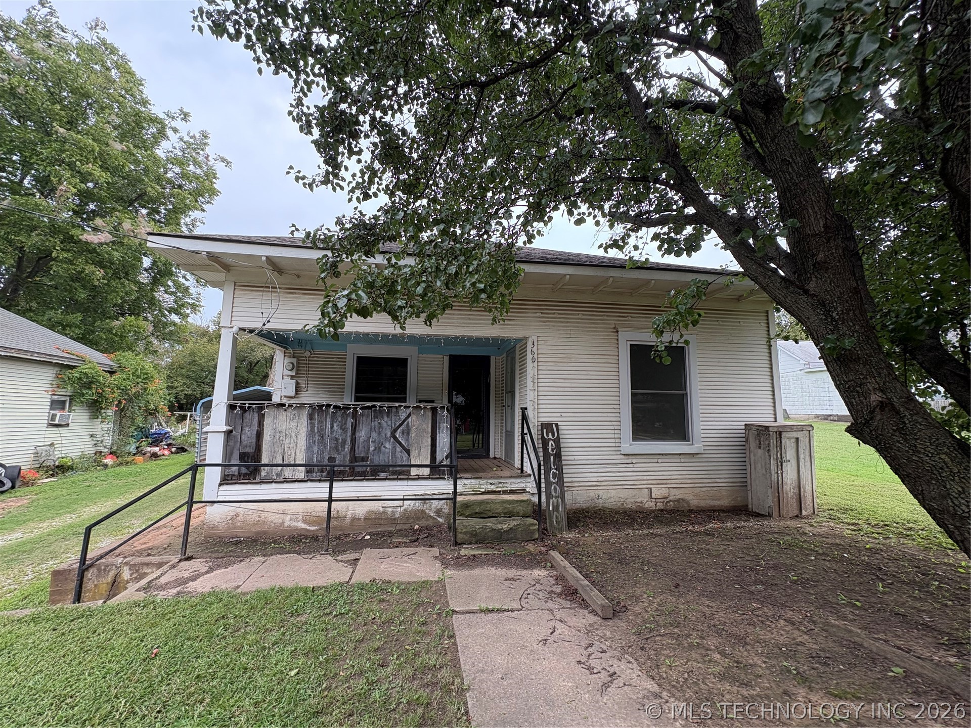 360 N B Street