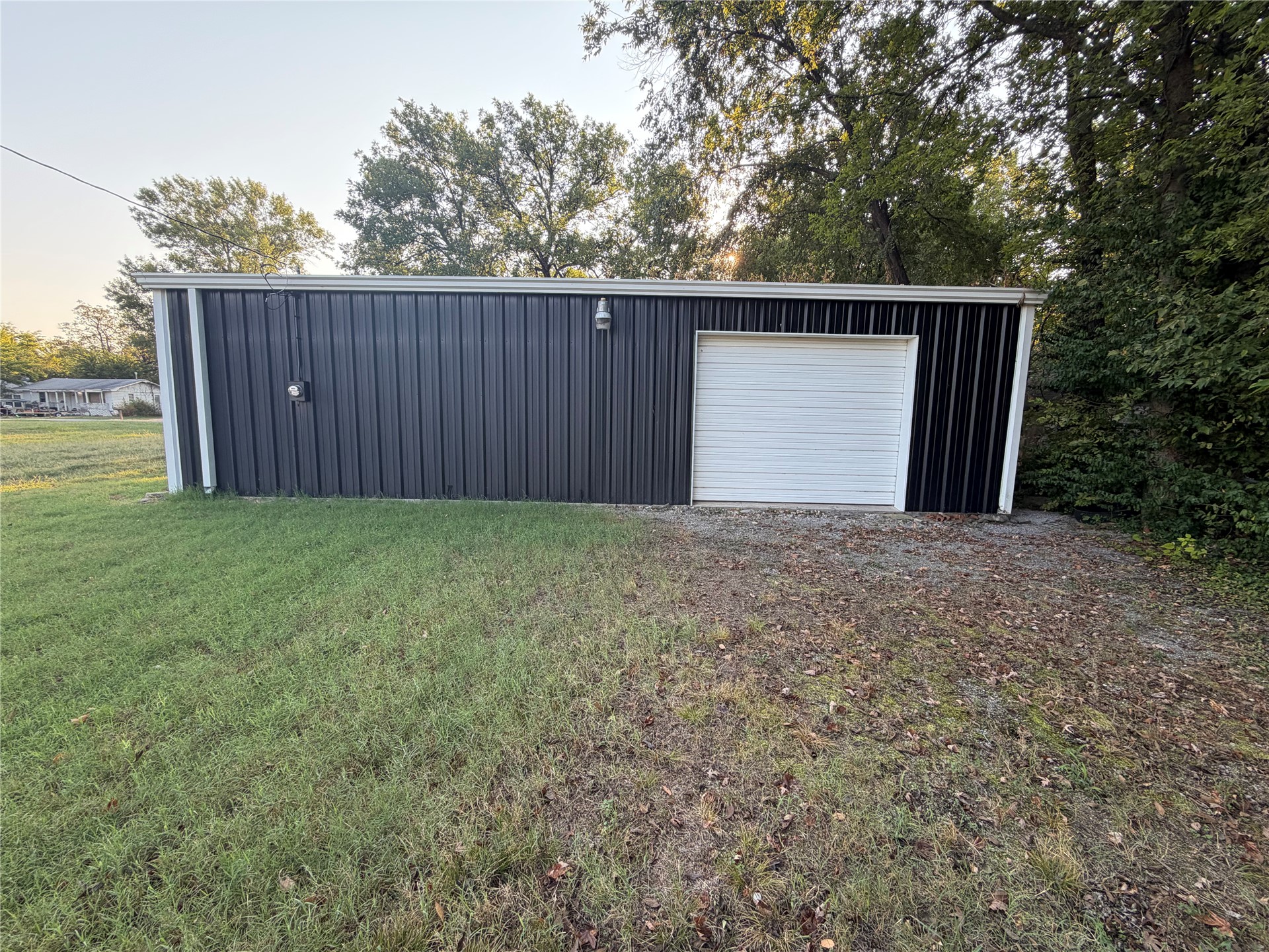 14 S Orphan Street Property Photo 2