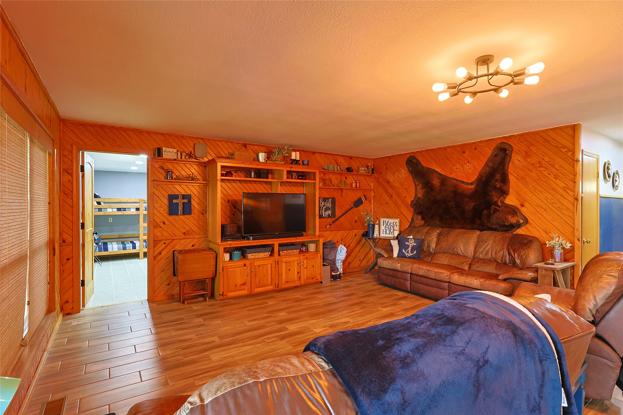 121938 S 4109 Road Property Photo 4