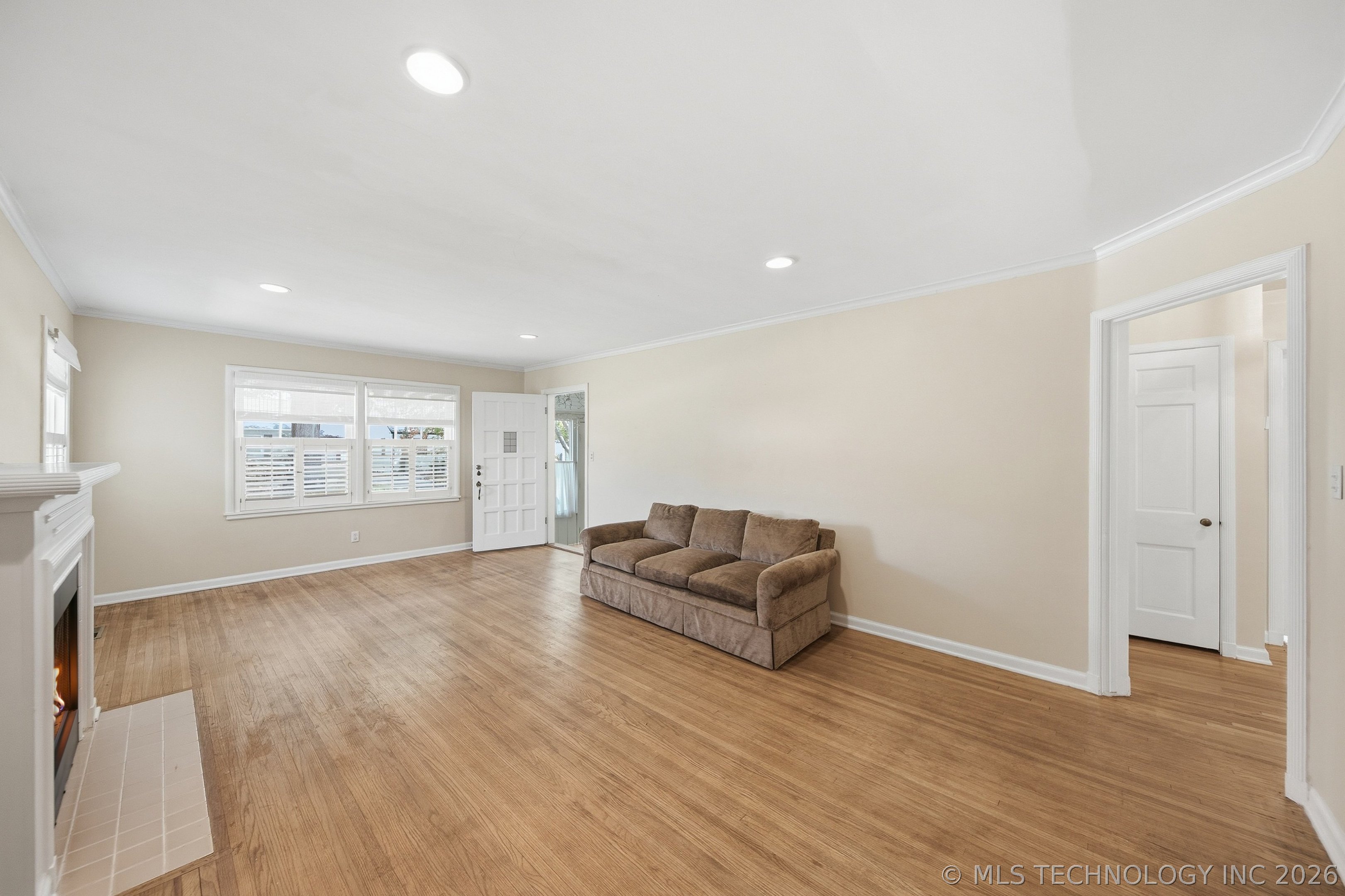 2258 S Delaware Court Property Photo 10