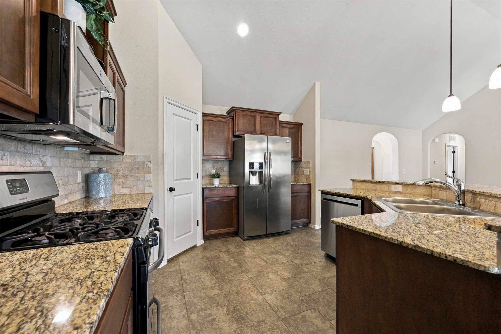 2612 W Van Buren Court Property Photo 19