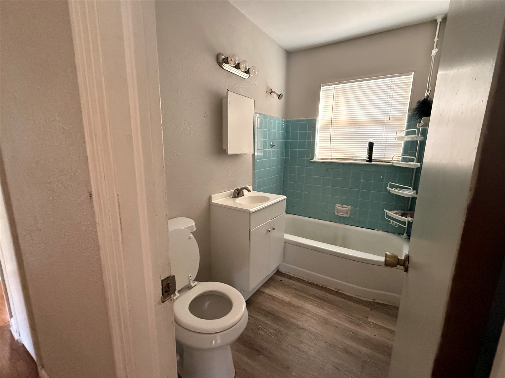 3808 E Xyler Street Property Photo 4