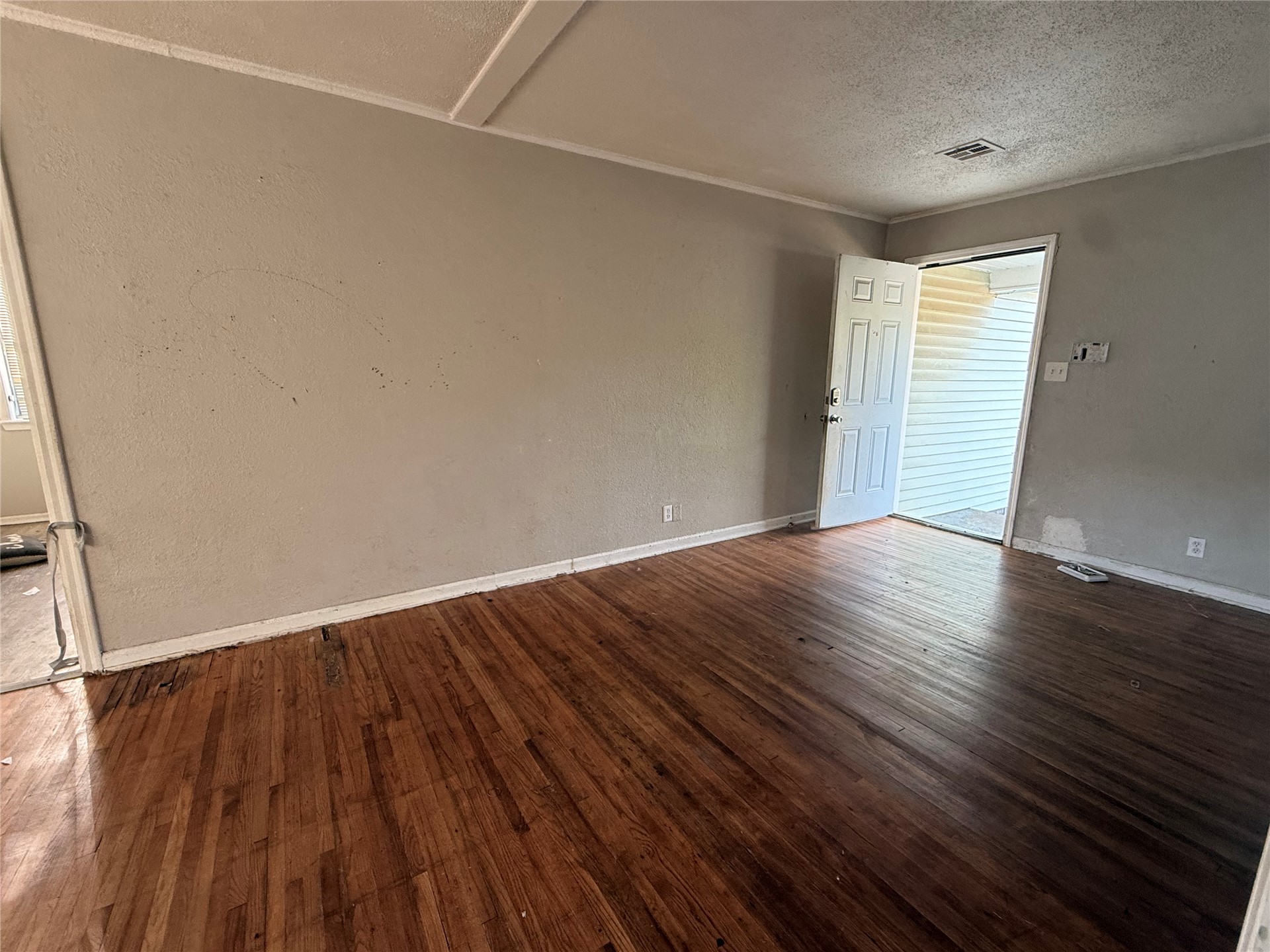 3808 E Xyler Street Property Photo 7