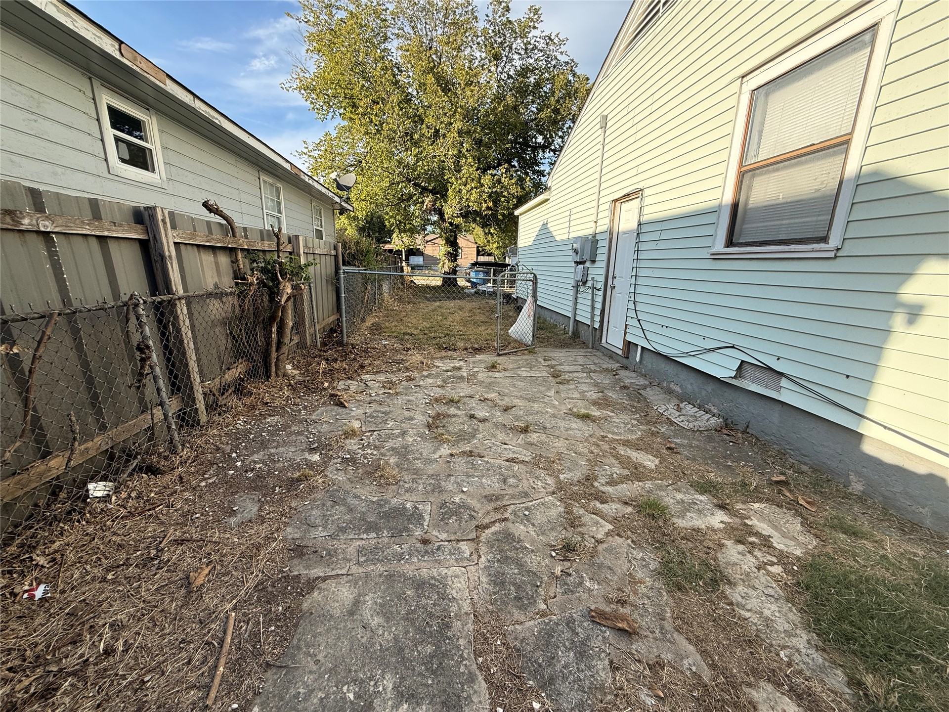 3808 E Xyler Street Property Photo 9