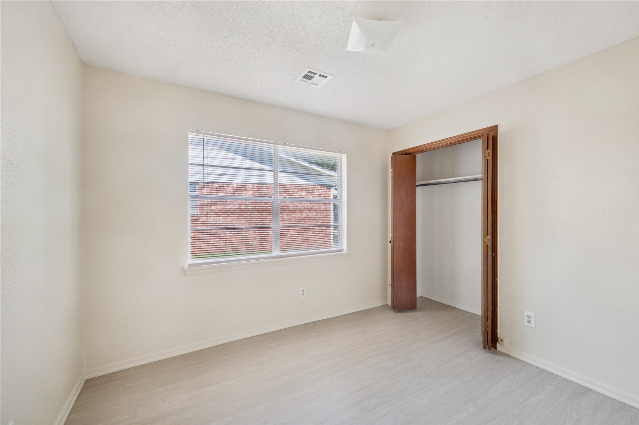 8966 E 56th Place Property Photo 13