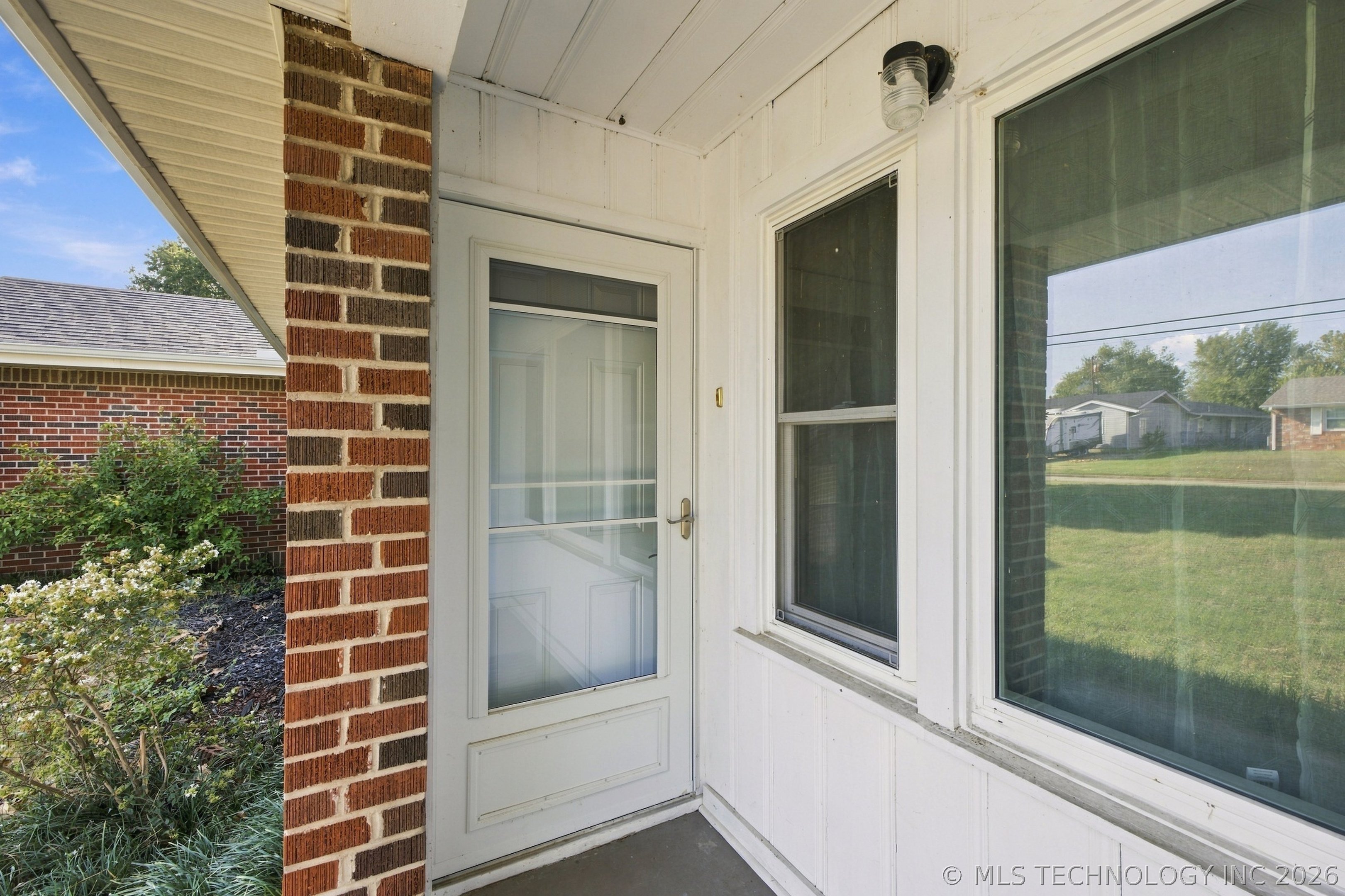 1410 E Line Avenue Property Photo 4