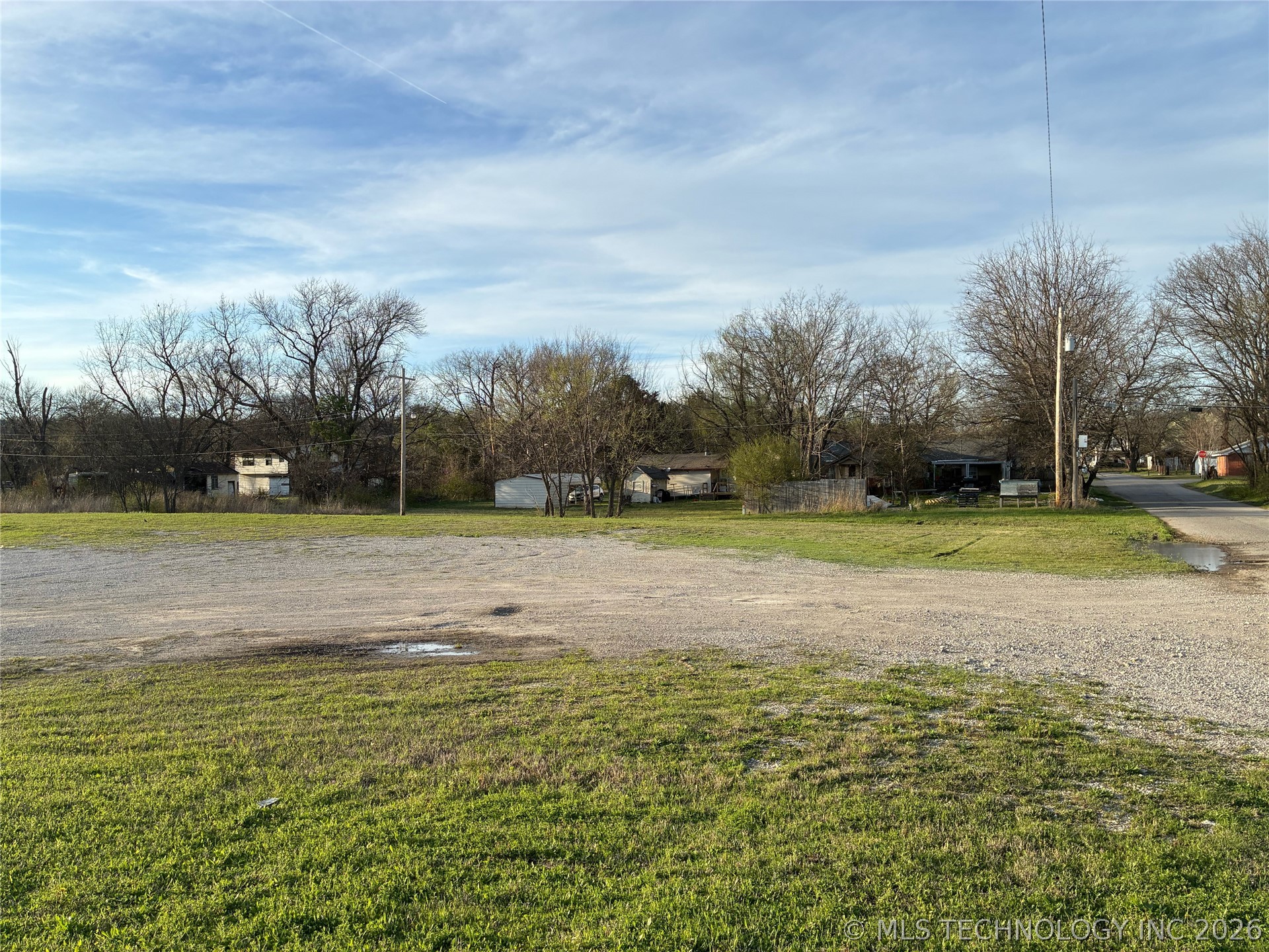 1500 W Main Street Property Photo 5
