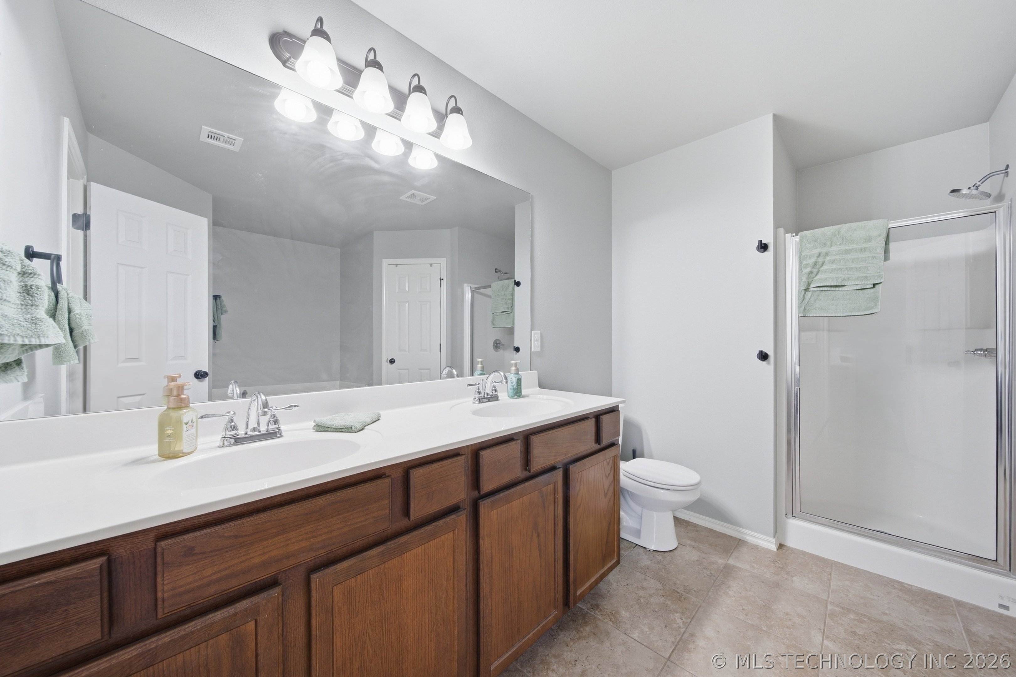 4102 S 181 East Avenue Property Photo 26