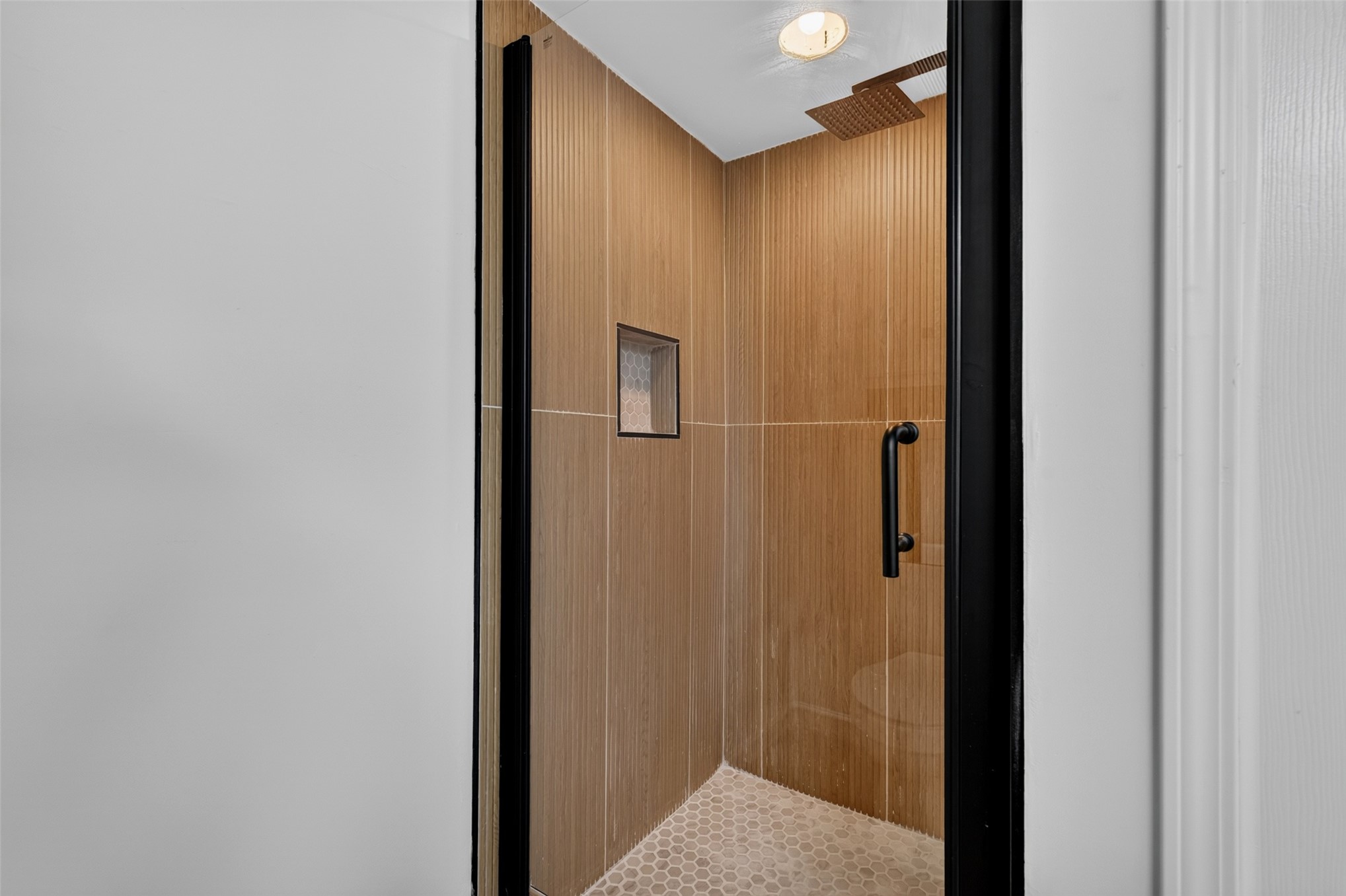 18641 Woodbriar Lane Property Photo 35