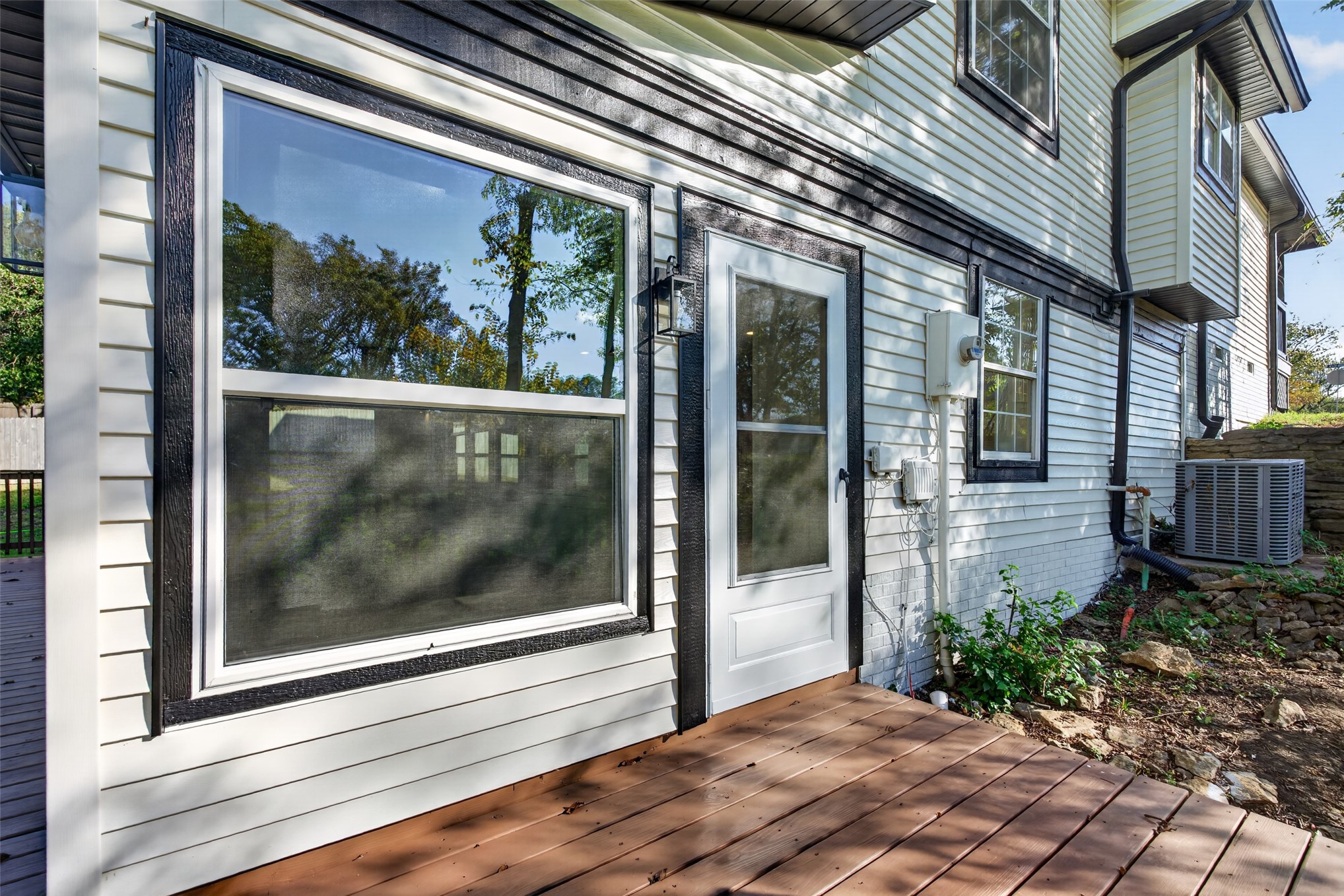 18641 Woodbriar Lane Property Photo 40