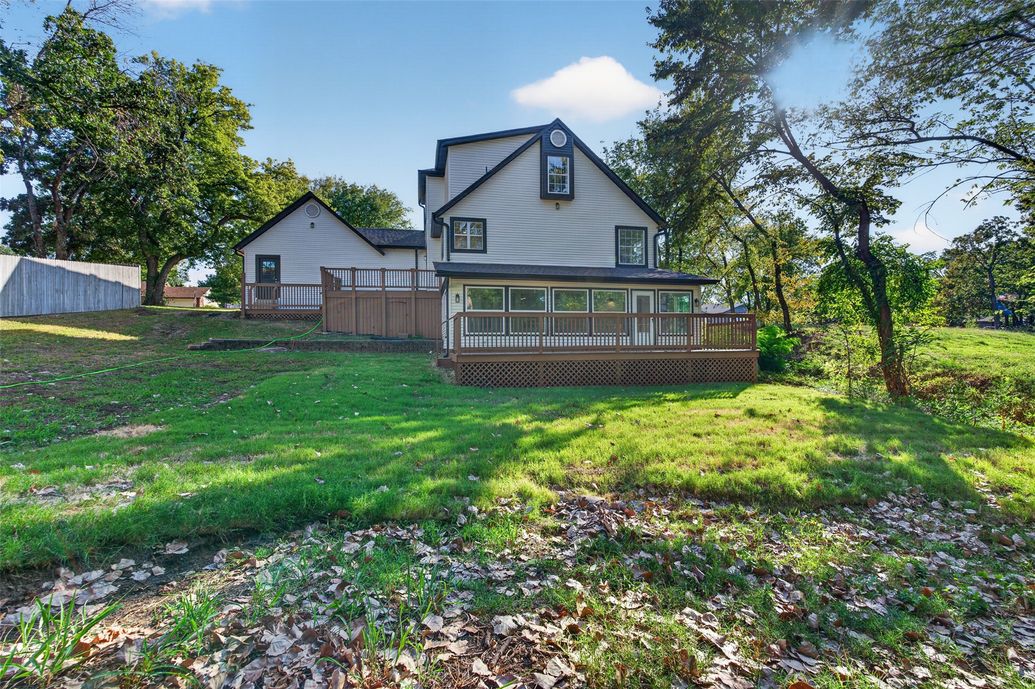 18641 Woodbriar Lane Property Photo 44