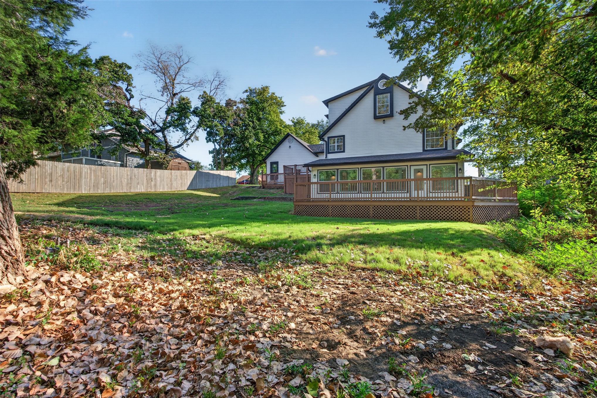 18641 Woodbriar Lane Property Photo 46