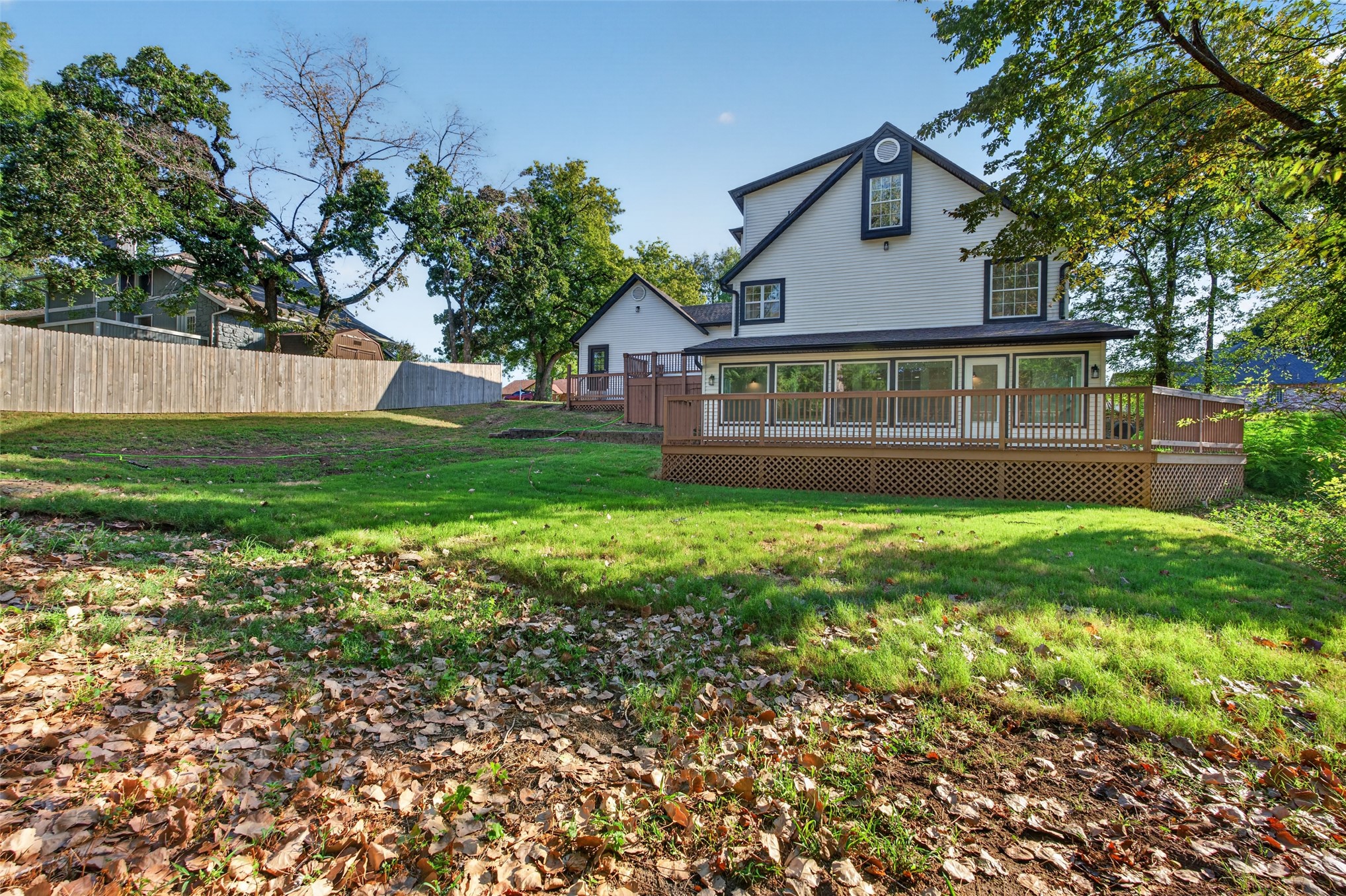 18641 Woodbriar Lane Property Photo 47