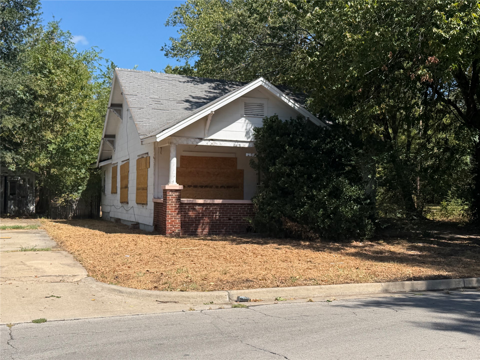 2510 Arline Street Property Photo 2