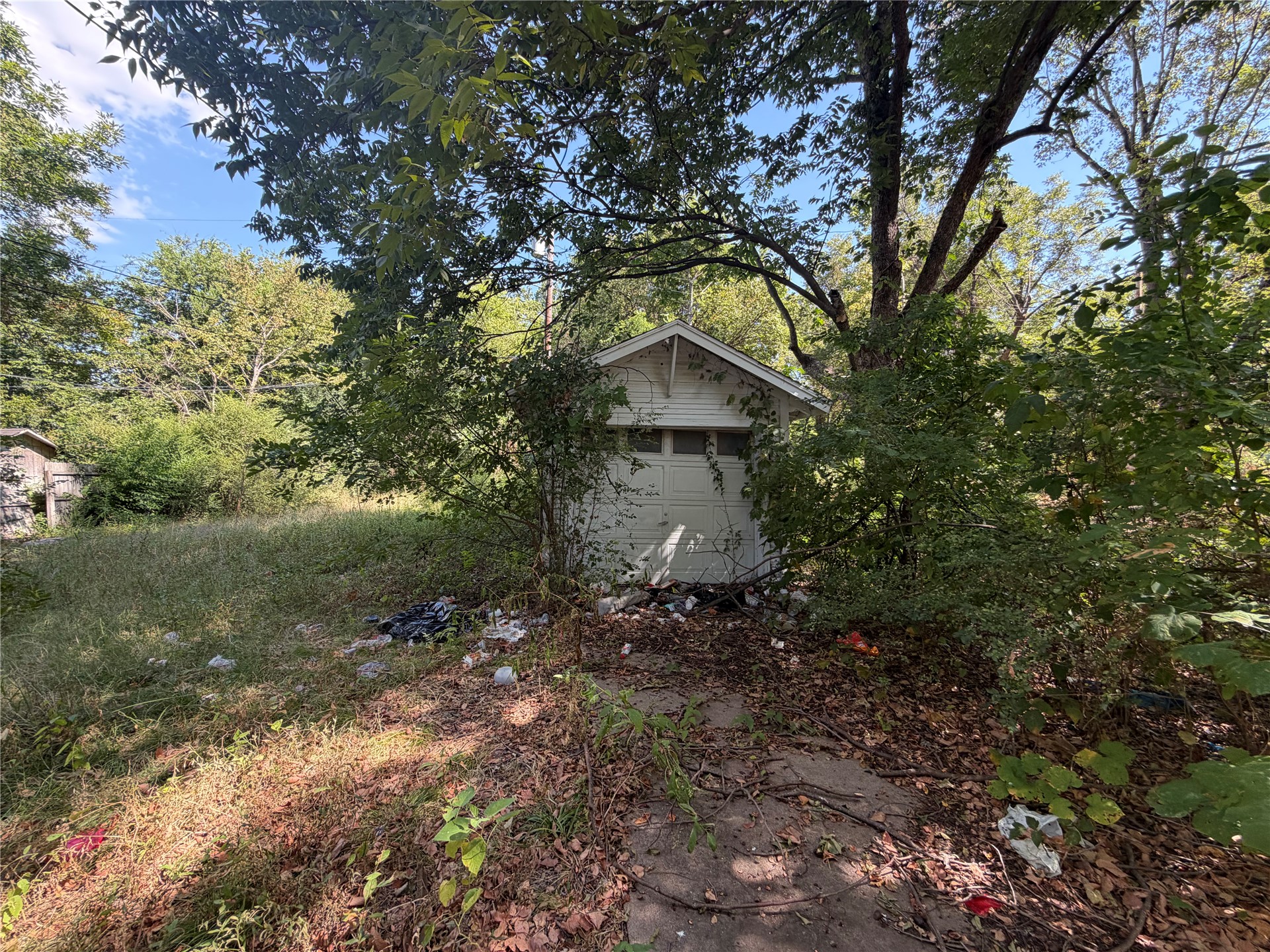 2510 Arline Street Property Photo 9