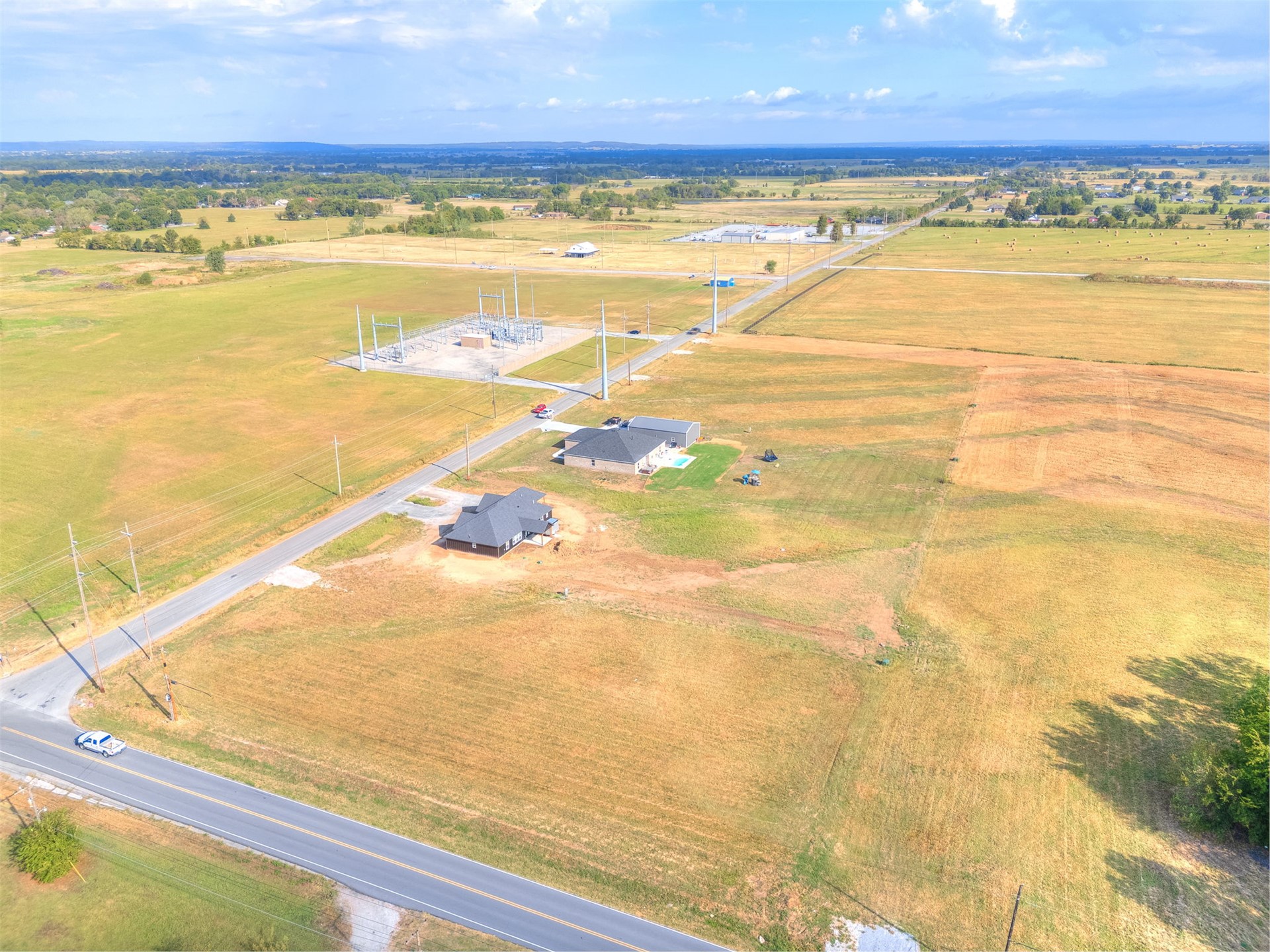 27 N Gaither Road Property Photo 3