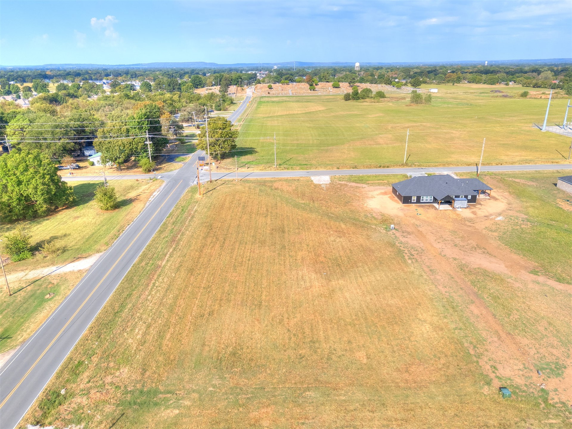 27 N Gaither Road Property Photo 6