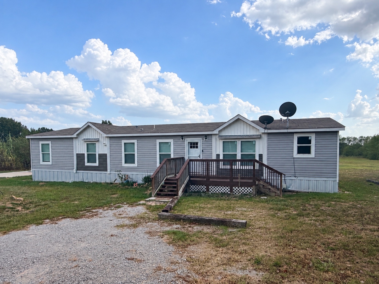 5862 Jones Road Property Photo 1