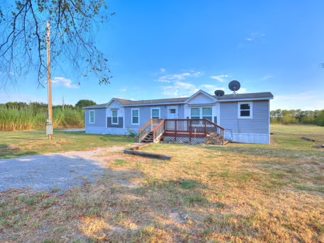 5862 Jones Road Property Photo 1