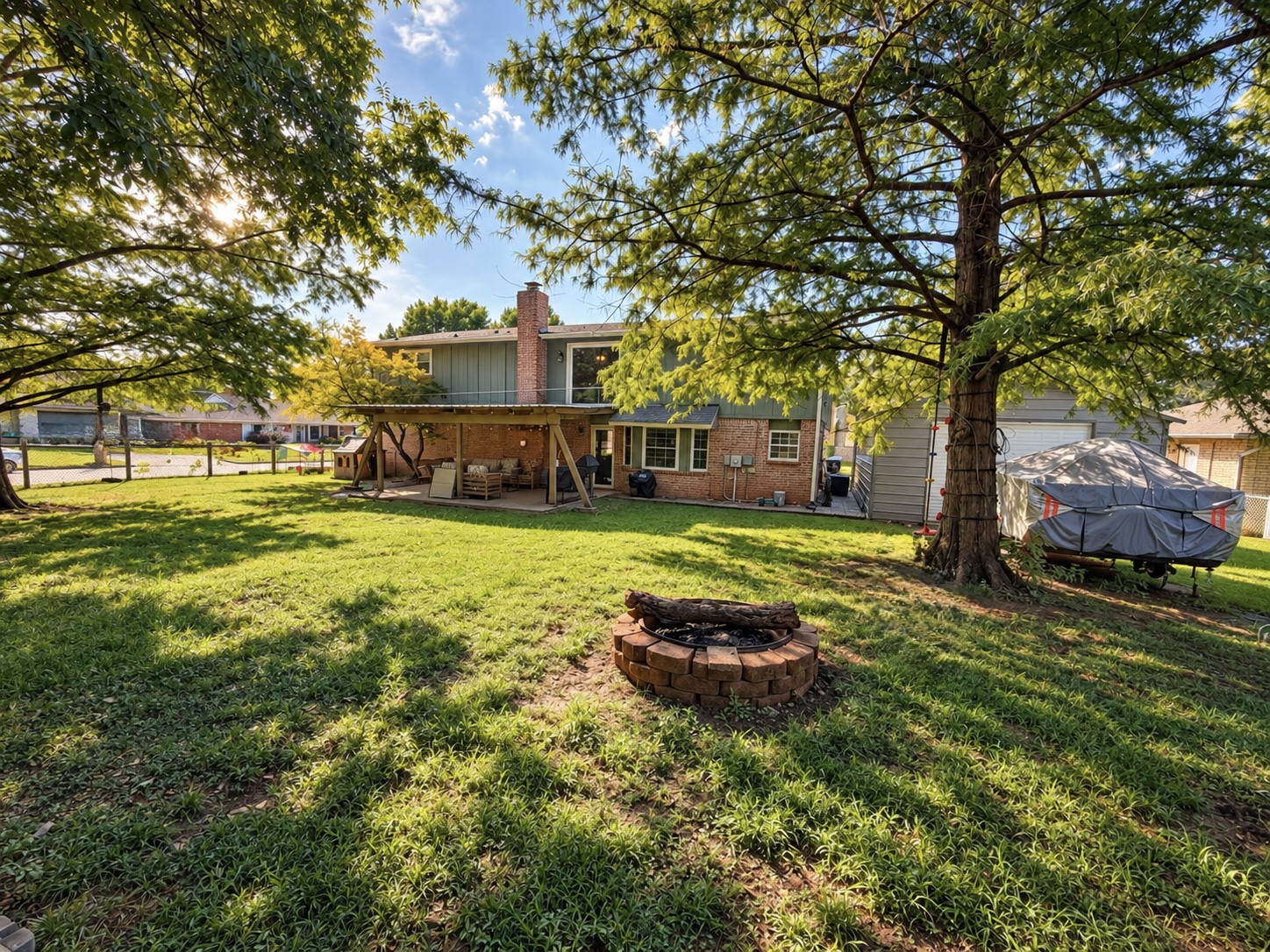 7523 S Date Place Property Photo 13