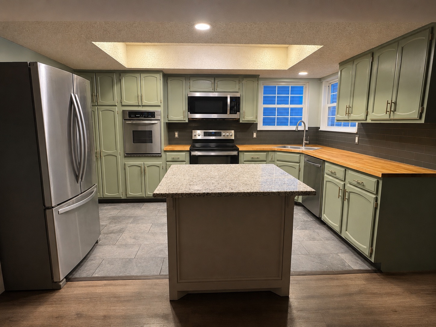 7523 S Date Place Property Photo 15