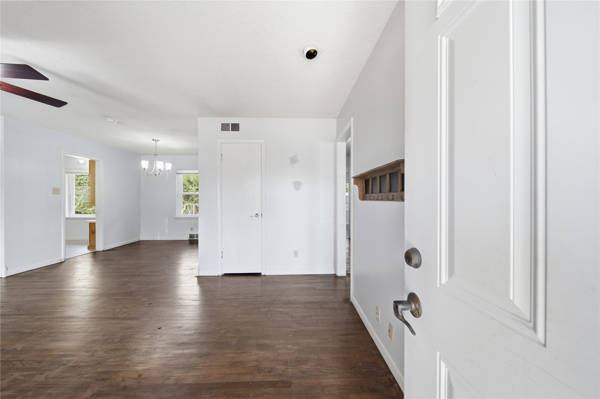 354 Se Wilshire Avenue Property Photo 4